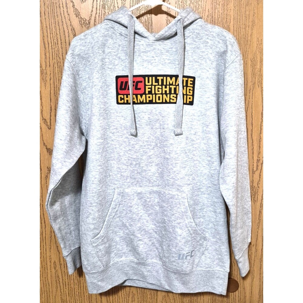 UFC Ultimate Fighting Championship Offical Merch Men's Gray Sweatshirt Hoodie M